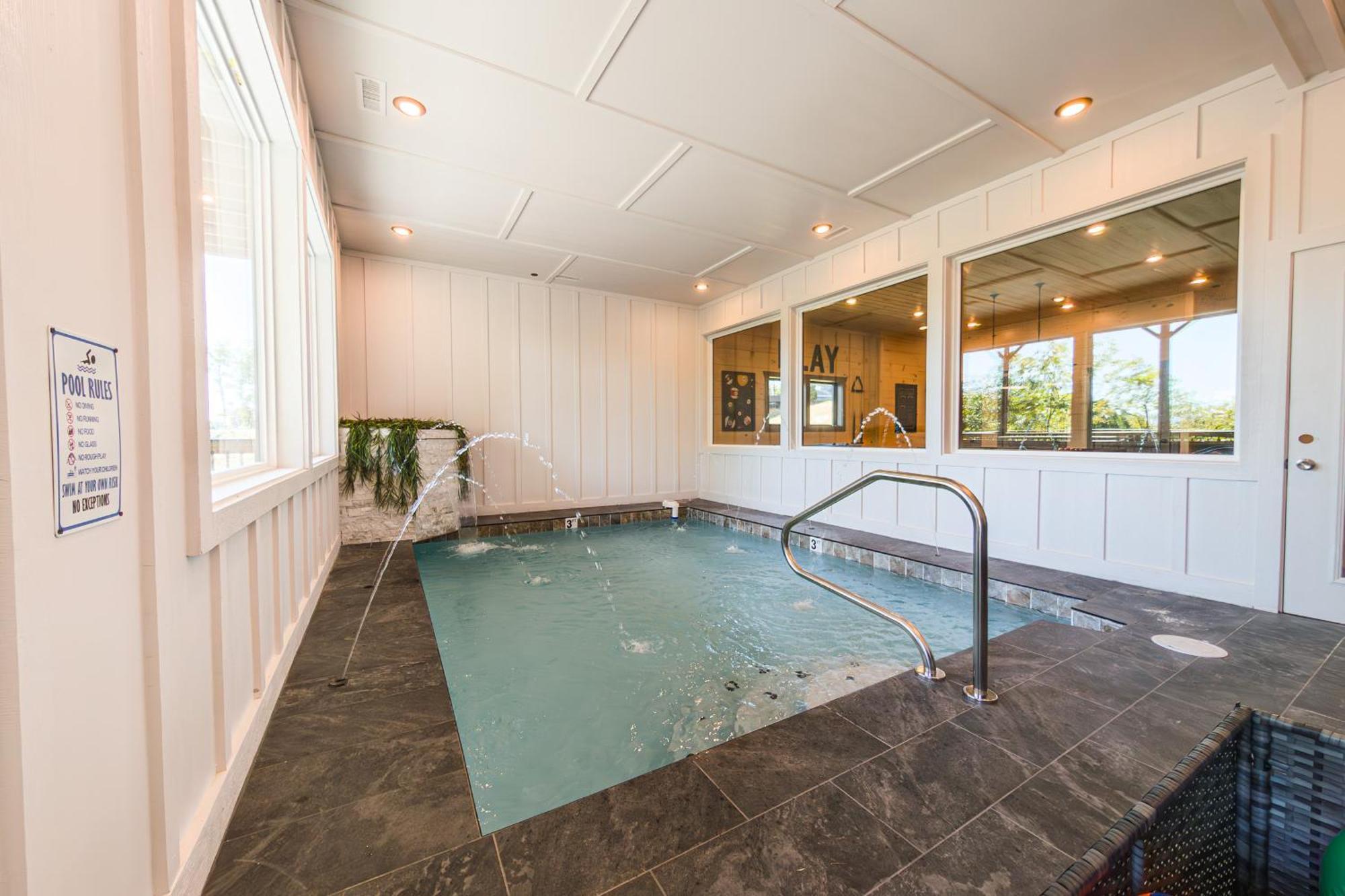 Luxury 12-Bedroom Cabin With Indoor Pool, Hot Tub & Movie Theater, Sleeps 36 Sevierville Εξωτερικό φωτογραφία